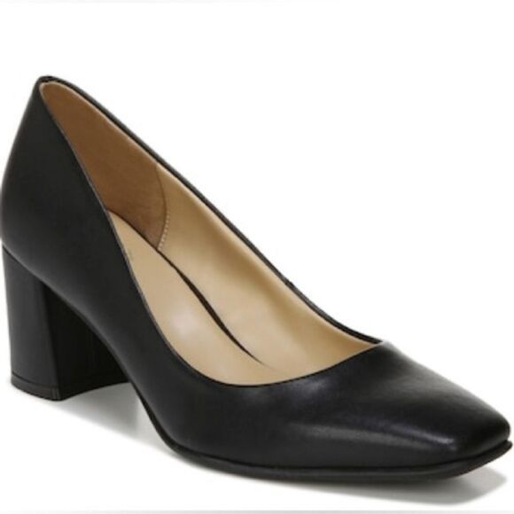Naturalizer Warner Square Toe Pump (WIDE) size 8 - Picture 1 of 13